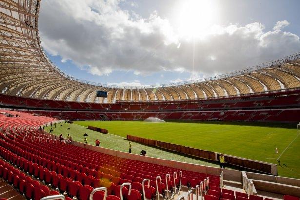 <p>Estádio José Pinheiro Borda / Brezilya</p>