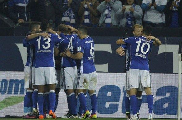 <p>14 - Schalke 04 - 83.413</p>
