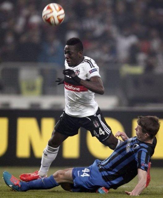 <p>Daniel Opare - Yaşı: 25 - Takımı: Augsburg (Almanya)</p>

<p> </p>

