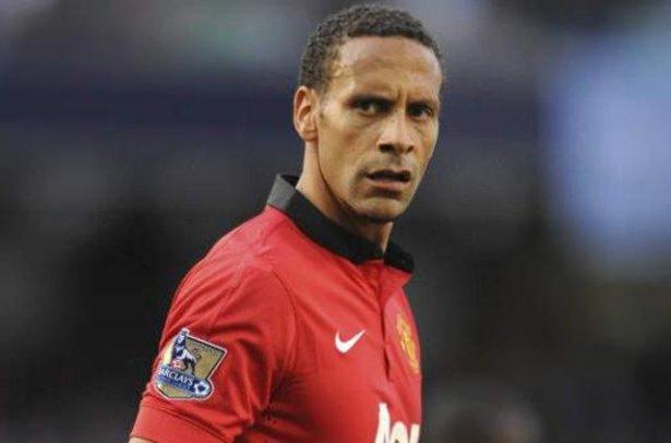 <p>RIO FERDINAND<br />
<br />
Leeds United'dan 18 milyon pounda Manchester United'a transfer olarak Premier Lig tarihinin en pahalı defans oyuncusu unvanını alan Ferdinand, televizyon izlerken ayaklarını sehpaya uzun süre koyması nedeniyle tendonunu incitti ve sakatlanmıştı.</p>
