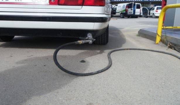 <p>Dönüşüm sonrasında LPG'li bir aracın benzin bakımları zamanında ve aksatılmadan yapılmalıdır. En çok karşılaşılan sorun, LPG dönüşümünden sonra normal araç bakımlarının yaptırılmamasıdır.</p>

<p> </p>

