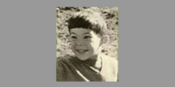 <p><strong>Cem Boyner</strong></p>
<p>Boyner mağazalar zinciri sahibi Cem Boyner, kariyeri boyunca Altınyıldız Holding Yönetim Kurulu Başkanlığı, TÜSİAD başkan yardımcılığı ve aynı kurumun başkanlığı gibi pek çok farklı görevlerde bulundu.</p>