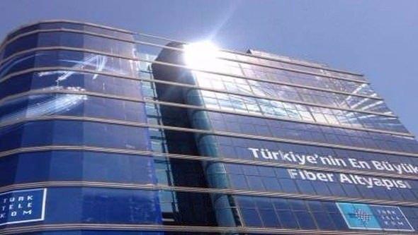 <p><strong>8- Türk Telekom </strong><br />
Ciro: 14.5 milyar TL <br />
Çalışan sayısı: 34 bin 147</p>
