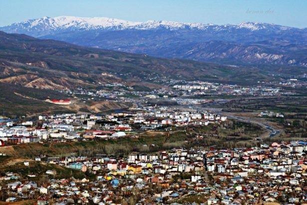 <p>Bingöl - 132 bin 1 kişi</p>
