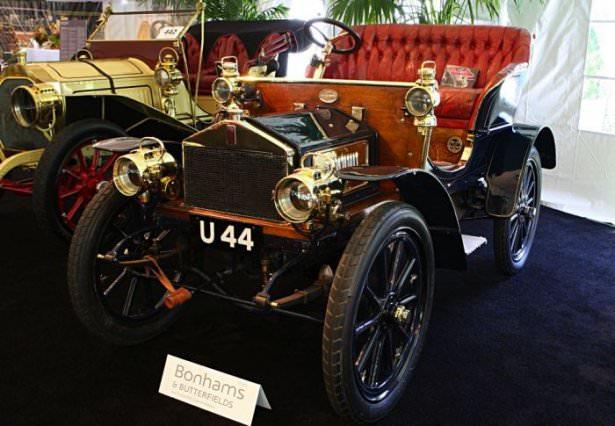<p>1904 Rolls-Royce Two-Seater: $7,250,000</p>
