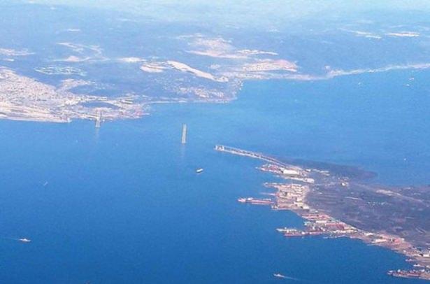 <p>İZMİR OTOYOLUNUN GÜZERGAHI</p>

<p> </p>
