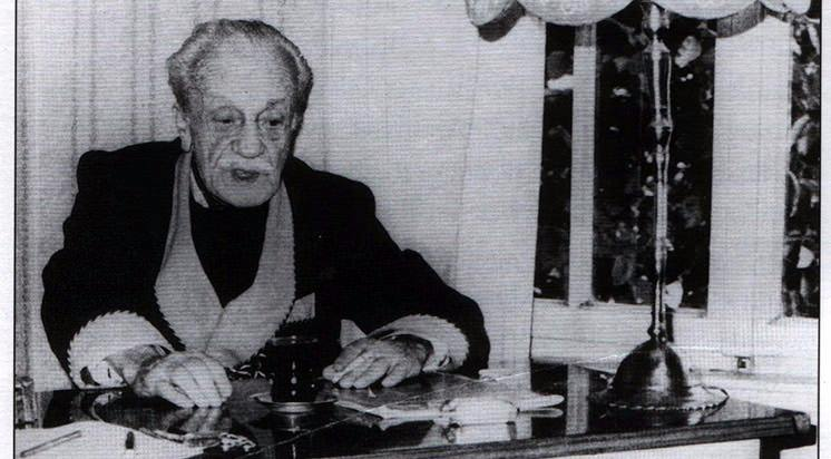 <p>Gerçekten tıklım tıklım oraları doldururcasına gecelerimizi yapardık ve geleceğe yönelik bütün heyecanımızı, aşkımızı oralarda tazelerdik."</p>
