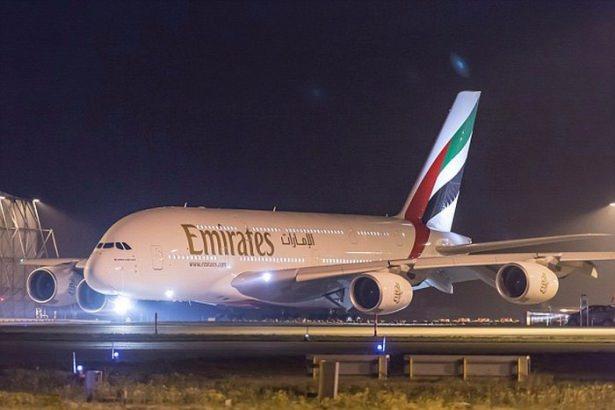 <p>Halihazırda dünyanın en çok yolcu taşıyabilen uçağı olan Airbus A380, Emirates Havayolları tarafından gerçekleştirilen özel bir kabin tasarımı sayesinde rekor kırdı.</p>

<p> </p>
