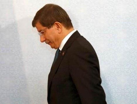 <p>Yüksek Mahkeme Başkan ve üyeleri ile daire başkanları, TBMM Başkanlığına mal bildiriminde bulunacak.</p>
<p> </p>
