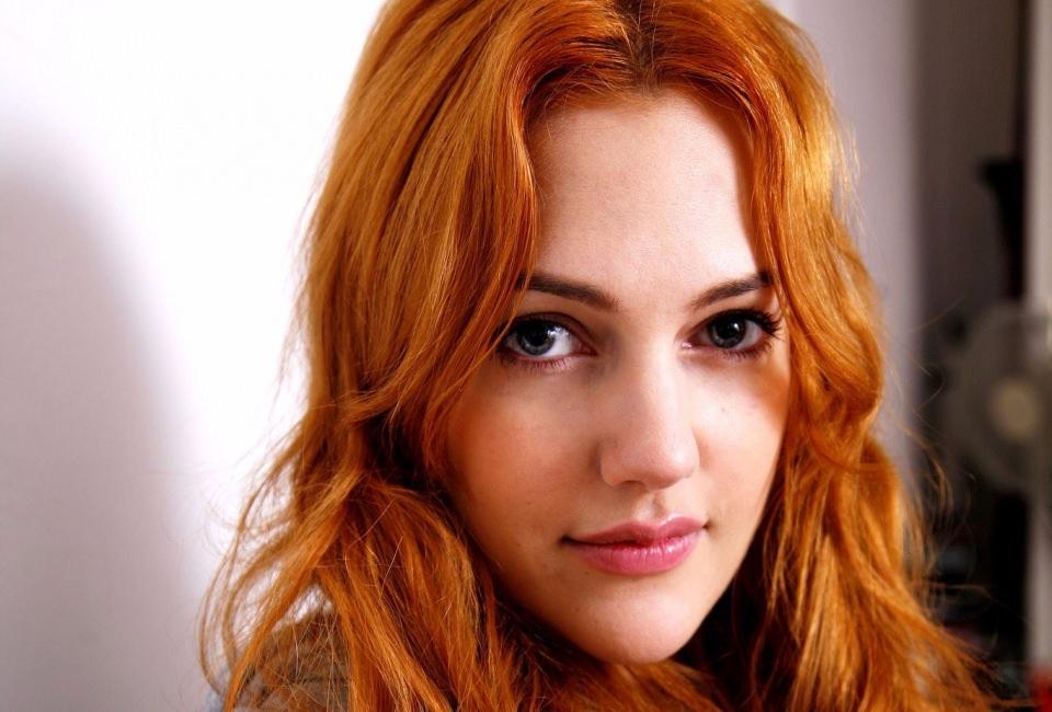 <p>Meryem Uzerli</p>
