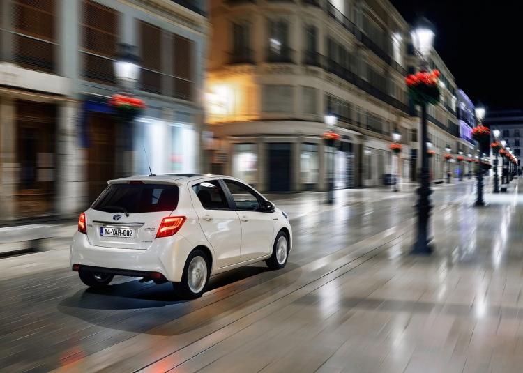 <p>Toyota Yaris</p>
<p>2017 çıkışlı başlangıç fiyatı: 52,050 TL<br />
2016 çıkışlı başlangıç fiyatı: 47,050 TL</p>