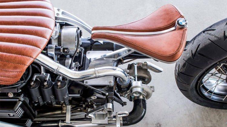 <p><span style="color:#D3D3D3">BMW ALPHA projesinin “kaputunun” altında 740cc hacminde üç silindirli BMW K75 motoru görev yapıyor. </span></p>