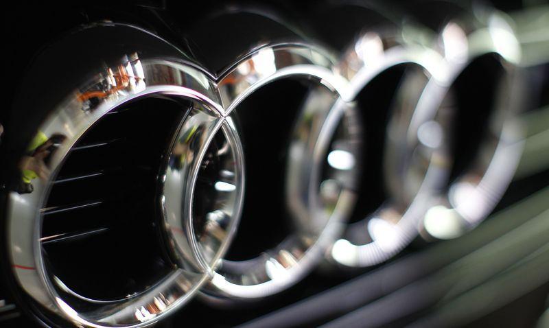 <p>Audi - Alman Malı</p>