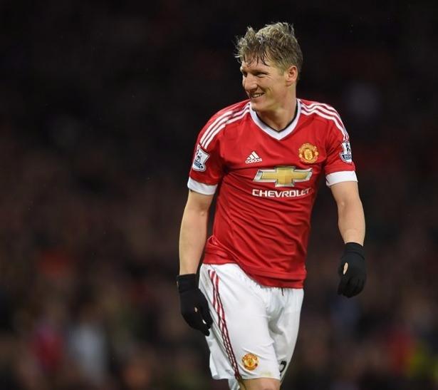 <p>74) Bastian Schweinsteiger<br />
Manchester United</p>