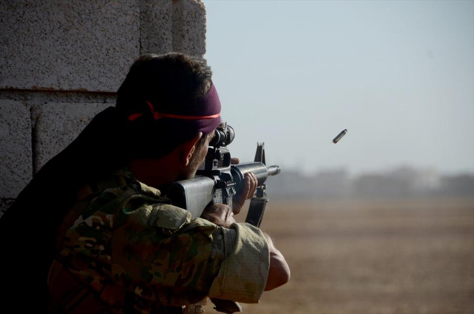 <p>İtirazlarımıza rağmen, Halep'i bombalayan Rusya, Cerablus'ta Türkiye'ye destek veriyor.</p>
