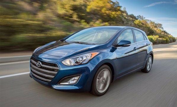 <p><strong>20 Hyundai i30 1.6 CRDi Dizel 6 İleri Düz 136PS</strong></p>

<p>100 kilometredeki ortalama yakıt tüketimi: 3.9lt</p>
