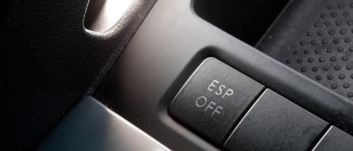 <p>ESP'nin açılımı elektronik stabilite programı şeklindedir.</p>
