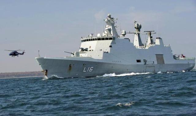 <p><strong>TGC ANADOLU</strong></p>
<p>Tasarımı tamamlanan ilk milli fırkateyn ‘TCG İstanbul’un ardından Deniz Kuvvetleri Komutanlığı adına ve Savunma Sanayi Müsteşarlığı tarafından İstanbul’daki Sedef Tersanesi’nde yaptırılan Türkiye’nin en büyük ve donanımlı savaş gemisinin ismi ve borda numarası belli oldu.</p>
<p> </p>