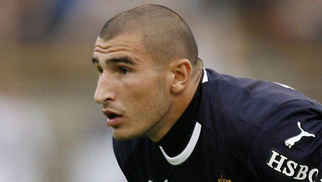 <p>16.Stephane Ruffier<br />
<br />
​Monaco'dan St Etienne'e transfer olan Ruffier'e Ligue 1'in en iyi kalecisi gözüyle bakılıyor. 2011'de Manchester City'den teklif alan Fransız file bekçisi, maçta yeterli zaman alamayacağı korkusuyla teklifi geri çevirdi.</p>
