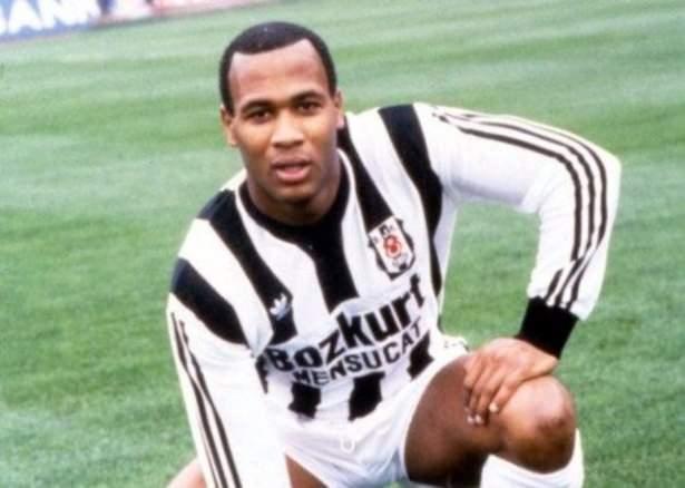<p>“Ferdinand’ın unutulmaz slalomu” 21 Haziran 1989'da Türkiye Kupası ilk maçında Fenerbahçe ile Beşiktaş karşı karşıya. Kara-Kartalın sahadan 1-0 galip ayrıldığı maçın en unutulmaz anı hiç şüphesiz Ferdinand’ın golüydü.</p>
