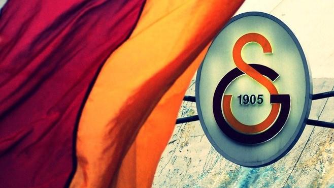 <p>Kadrosunu güçlendirmek isteyen ancak önünde UEFA’nın 65 milyon Euro’luk bütçe kısıtı engeli bulunan Galatasaray, yol haritasını belirledi. </p>
