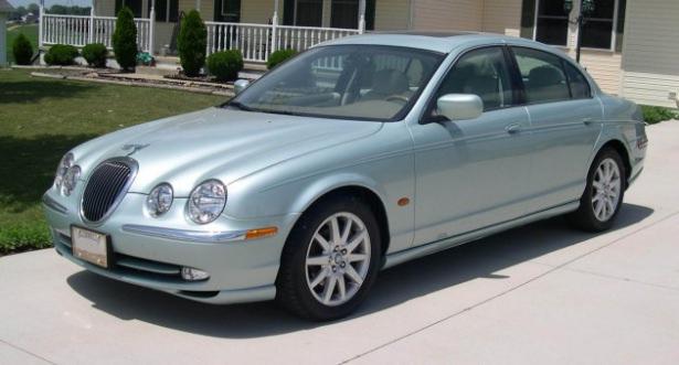 <p>Jaguar S Type</p>

<p> </p>
