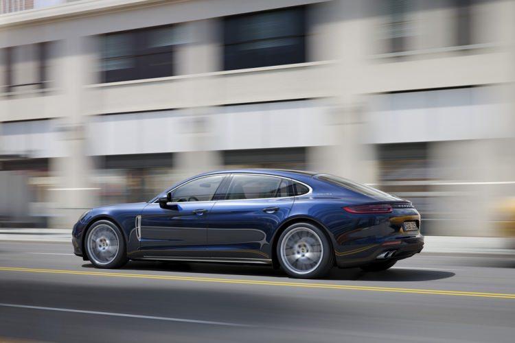 <p><span style="color:#D3D3D3">Panamera’nın tamamen yeniden geliştirilmiş ikinci nesli 2016 yılının son çeyreğinde Türkiye’de satışa sunulmuştu. </span></p>
