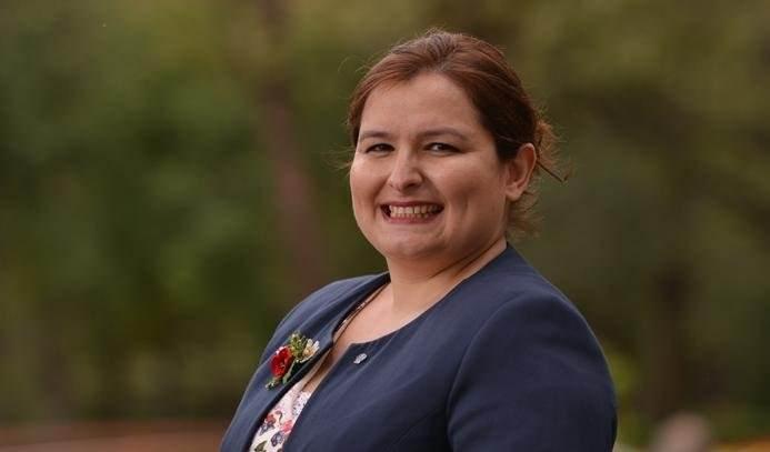 <p><strong>Tülin Akın</strong></p>
<p>Tarımsal Pazarlama</p>