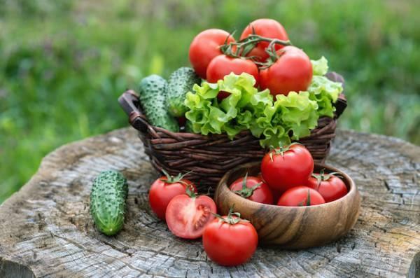 <p>Nasıl temiz beslenilir?</p>
<p>Temiz beslenme benimsendikten sonra; markette satılan paketli atıştırmalıklar, hazır hamur işi, donmuş ürünler, beyaz ekmek, beyaz makarna, pirinç, </p>