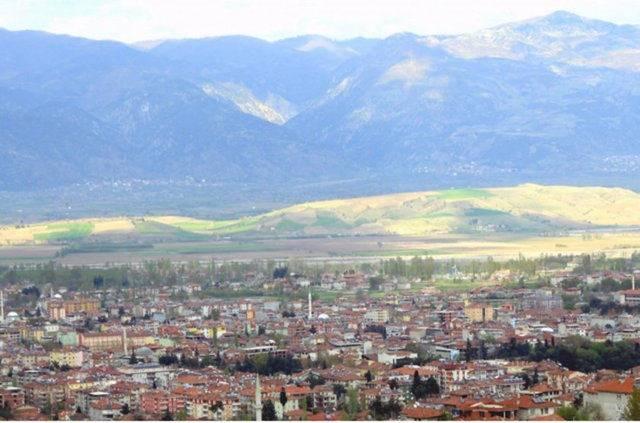 <p><strong>Erbaa (Tokat)</strong></p>

<p>Nüfusu: 92.906</p>
