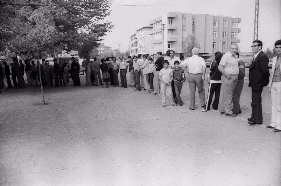 <p>30 bin kişi sakıncalı olduğu için işten atıldı.</p>
<p> </p>
