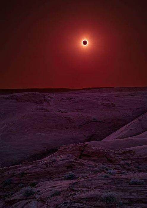 <p>22- Arizona', Canyon de Chell doğal koruma alanında bir güneş tutulması </p>
