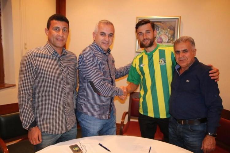 <p><strong>Kaan Söylemezgiller</strong></p>
<p>Çaykur Rizespor'dan FC Wil'e / FC Wil'den Şanlıurfaspor'a</p>