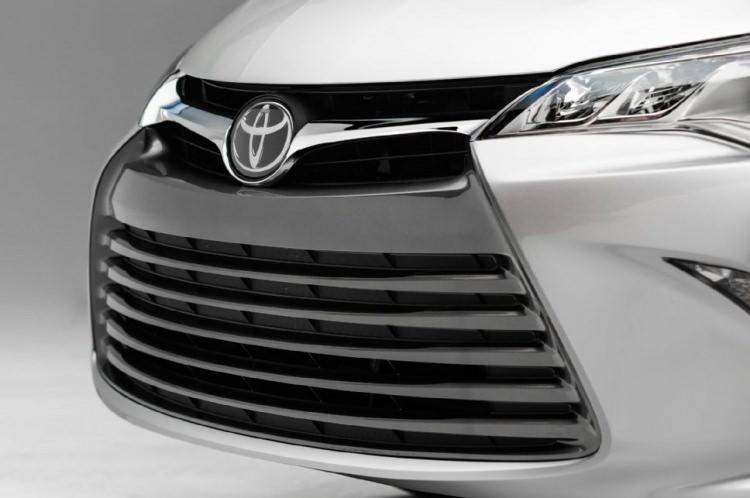 <p>Toyota; Yaris, Yaris Hybrid ve Hilux modelleri için indirim veya faizsiz finansman desteği sunuyor.</p>

