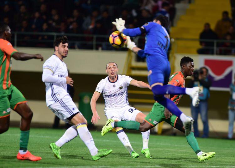 <p>Barça mısın be o ne geri dönüş öyle şaşırtıyorsun.</p>