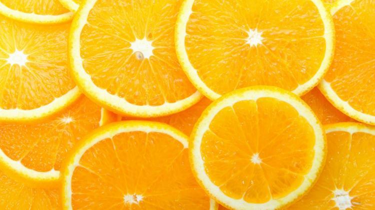 <p>İdrar söktürücü özelliği ile portakal, metabolizmaya yararı olmayan besinlerin atılmasında önemli rol oynar</p>
