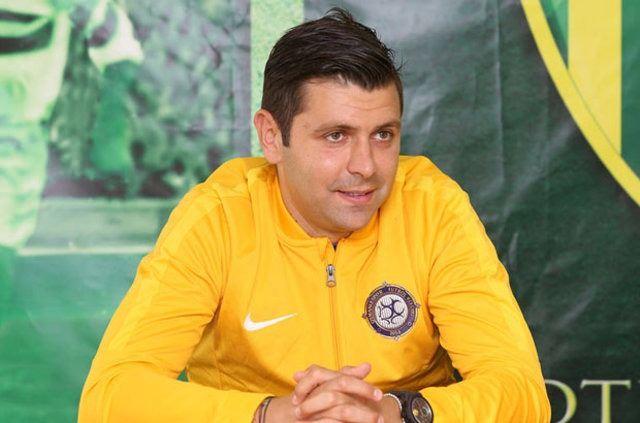 <p><strong>Marius Alexe - Kardemir Karabükspor</strong></p>

<p>Raul Rusescu - Osmanlıspor</p>
