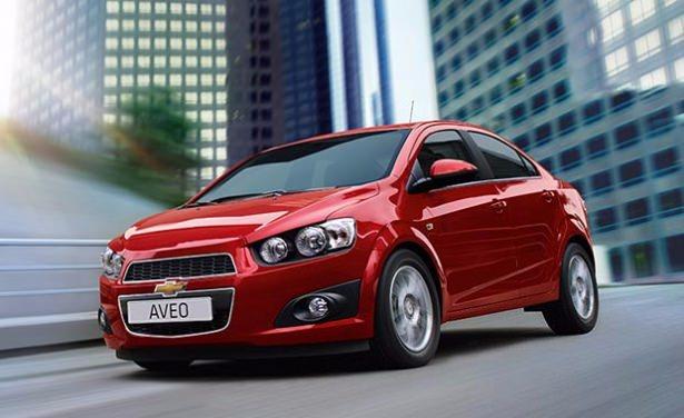 <p>Chevrolet Aveo 1.3 95 HP Dizel Ortalama yakıt tüketimi 100 kilometrede 4.7 litre</p>
<p> </p>