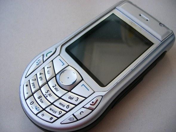 <p>Nokia 6630</p>

<p>Çıkış tarihi: 2004</p>
