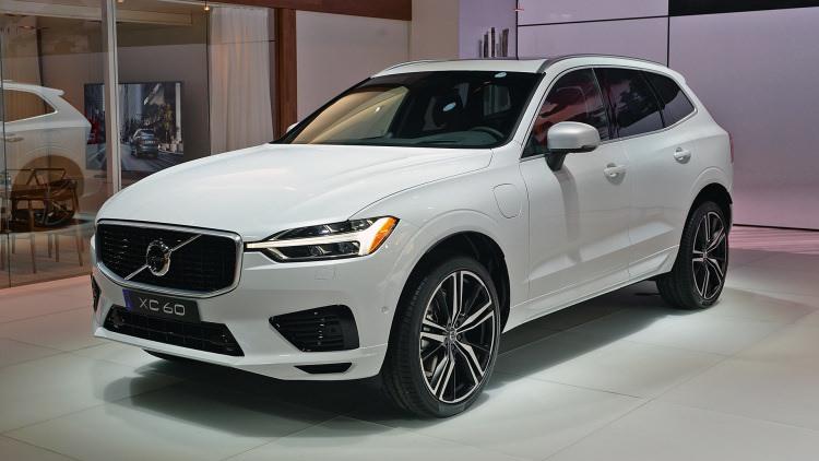 <p>2018 Volvo XC60<br />
<br />
<span style="color:#FFA07A"><em><strong>Türkiye yolcusu</strong></em></span></p>
