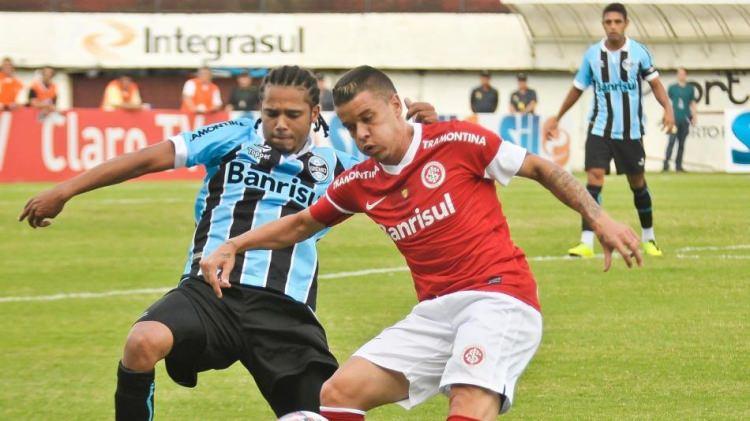 <p>19 - Gremio & Internacional - 8</p>
