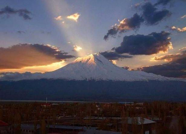 <p>AĞRI - Ağrı Dağı</p>

<p> </p>
