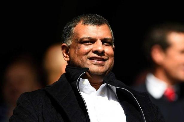 <p>Tony Fernandes</p>
