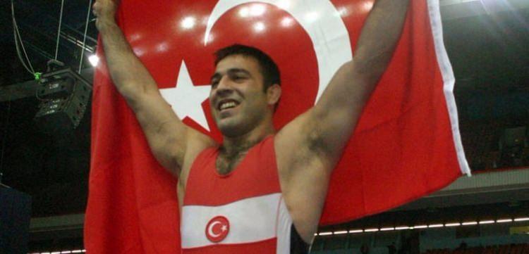 <p>Hamza Yerlikaya</p>
