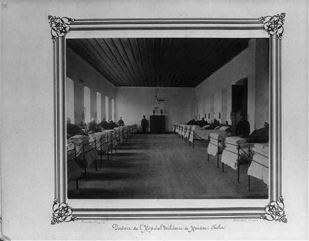 <p>Haydarpaşa askeri hastanesinde bir koğuş</p>

<p> </p>
