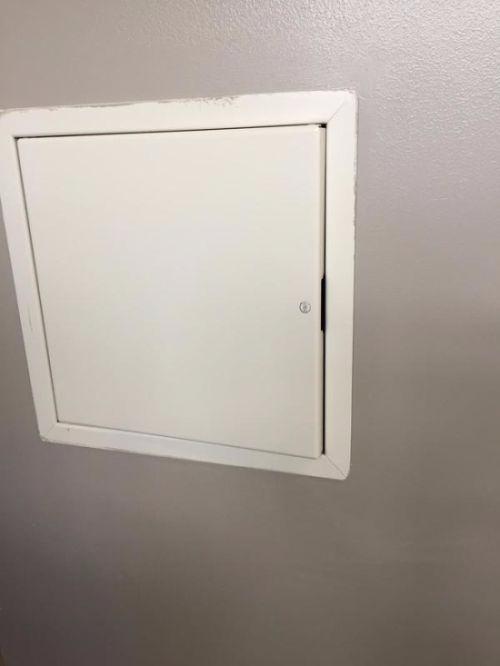 <p>&Ccedil;alışanlar dışında kimsenin bir bilgisi olmadığı tuvalet, hijyen meraklıları i&ccedil;in yapılmış gibi...</p>
