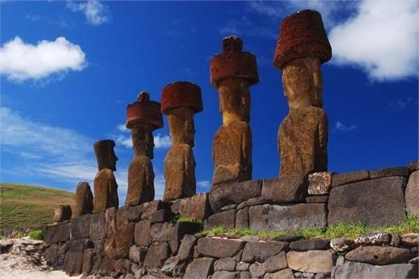 <p>Şili - Moai - Easter Island</p>
