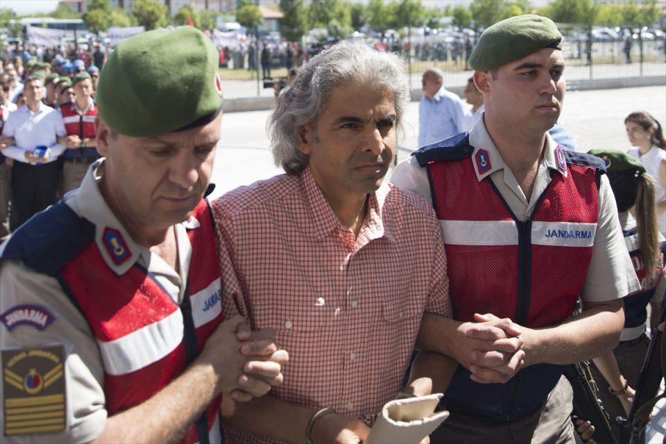 <p>Bekir Ercan Van</p>
