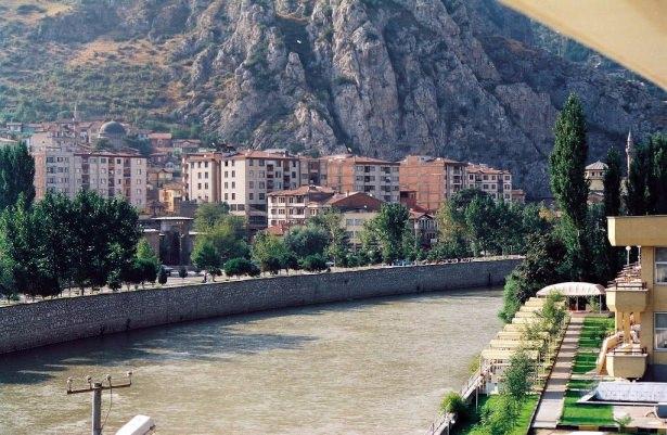 <p>1990<br />
Yeşil Irmak, Amasya</p>
