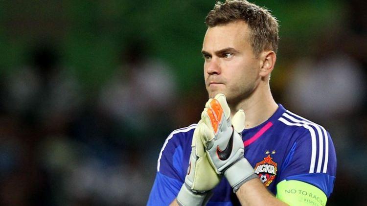 <p>14. Igor Akinfeev<br />
<br />
Akinfeev, 4 yaşından beri CSKA Moskova forması giyiyor.</p>